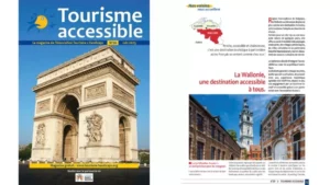 Couverture du magazine "Tourisme accessible" de juin 2025, avec l’Arc de Triomphe à Paris, et une page intérieure mettant en avant la Wallonie comme destination accessible à tous.